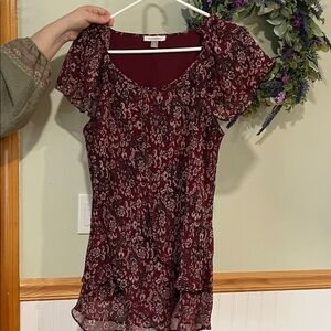 Roz & Ali Burgundy Floral Chiffon Short Sleeve Top